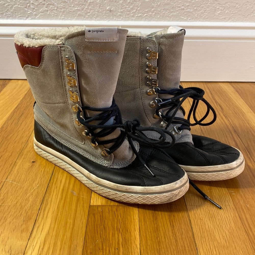 Adidas Originals Women’s Boots Vulc Star Winter Sherpa Lined 7